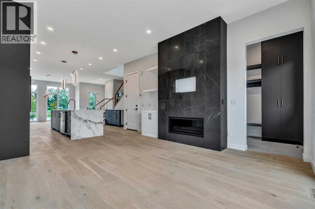 Single Family House for Sale in   Street SW Killarney/Glengarry Calgary 