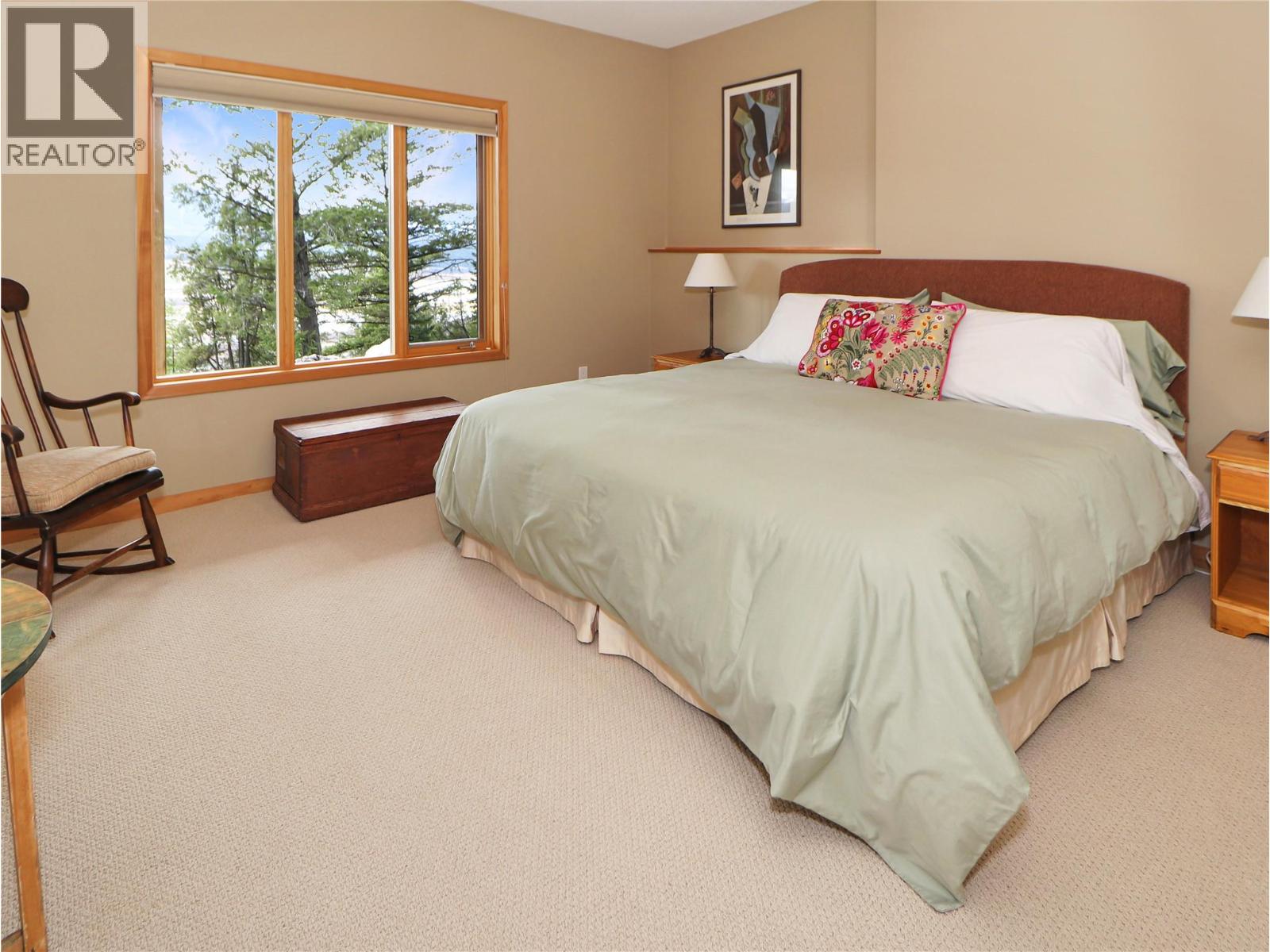 2360/2380 95 Highway, Spillimacheen