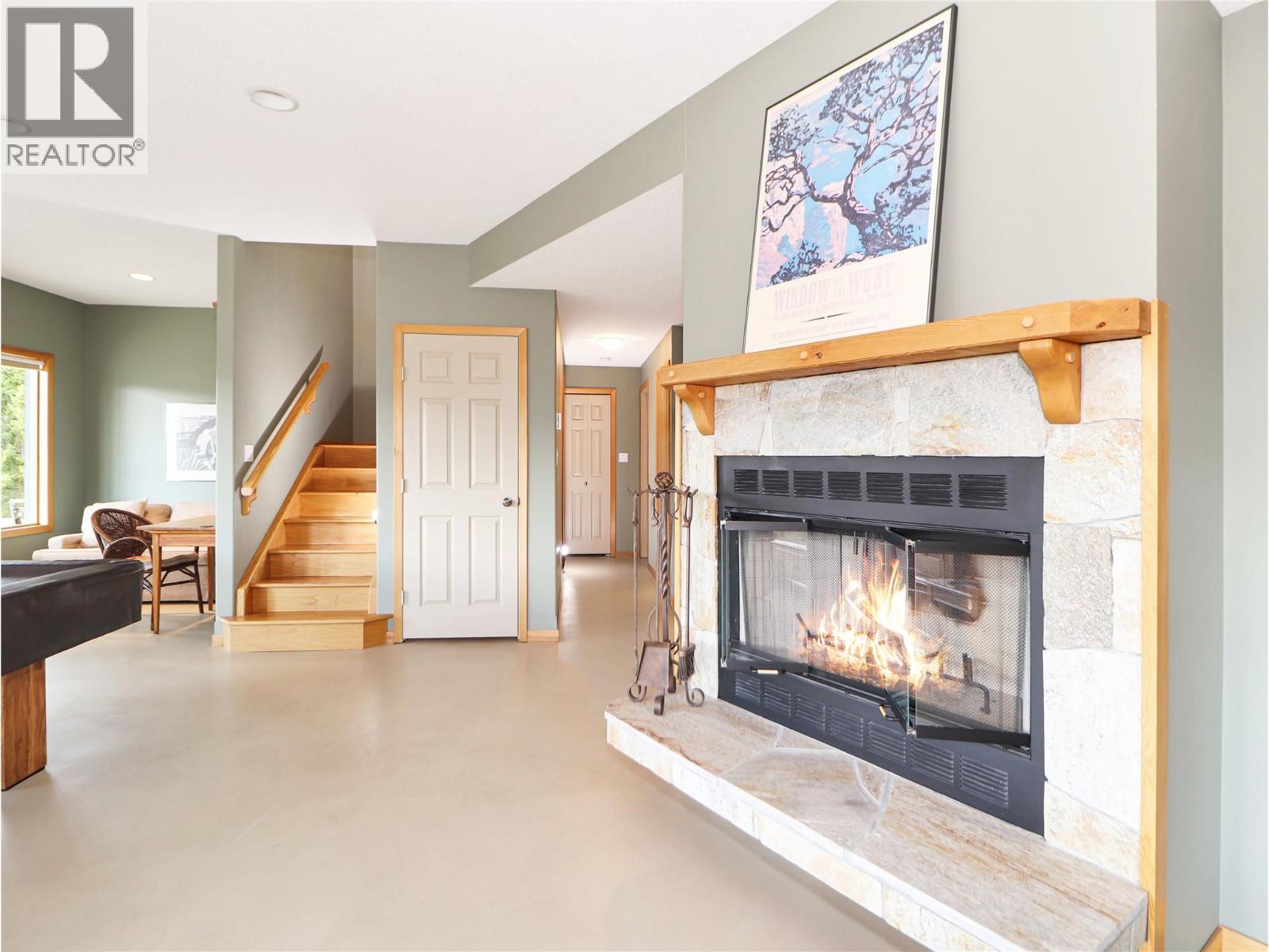 2360/2380 95 Highway, Spillimacheen