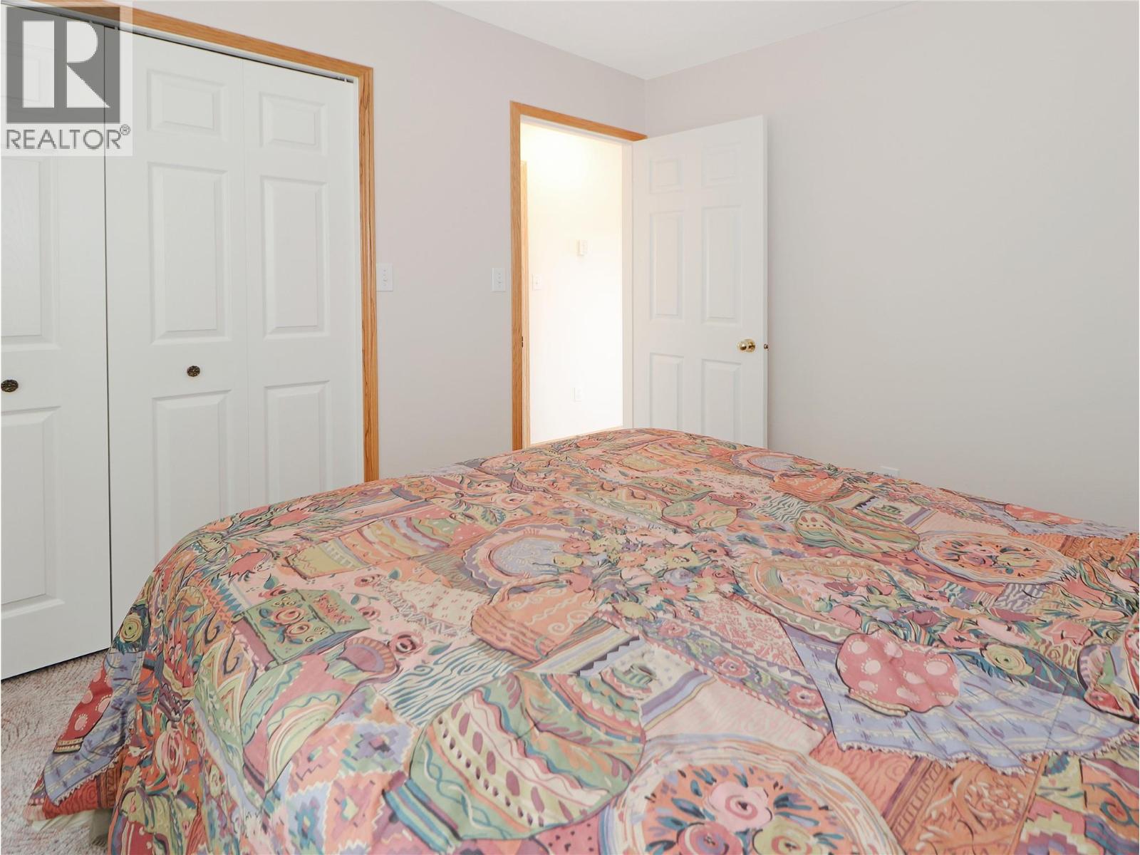 2360/2380 95 Highway, Spillimacheen
