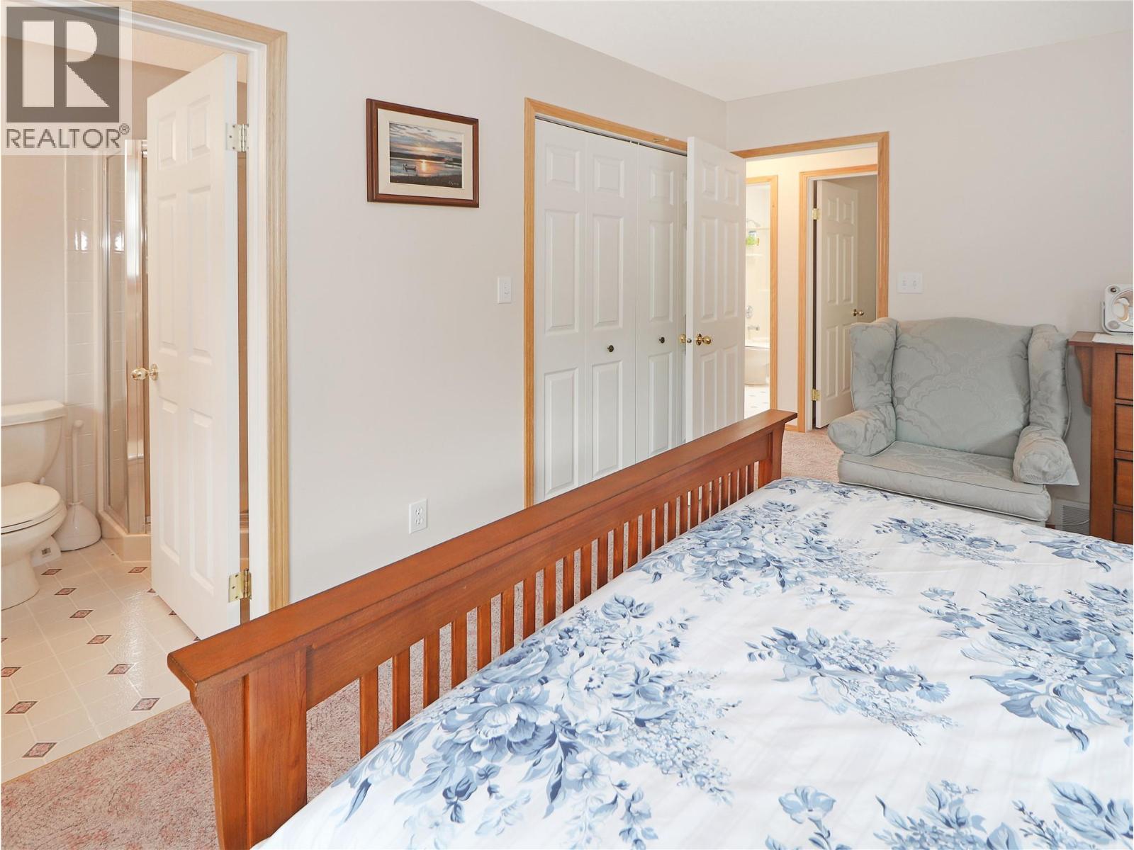 2360/2380 95 Highway, Spillimacheen