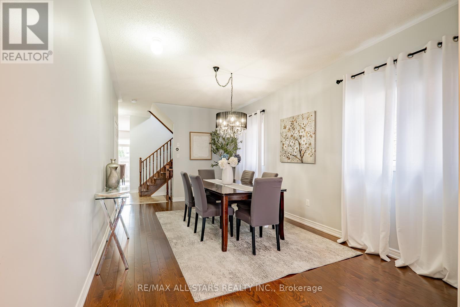 Photo 47 of 225 Delbert Circle, Whitchurchstouffville ON