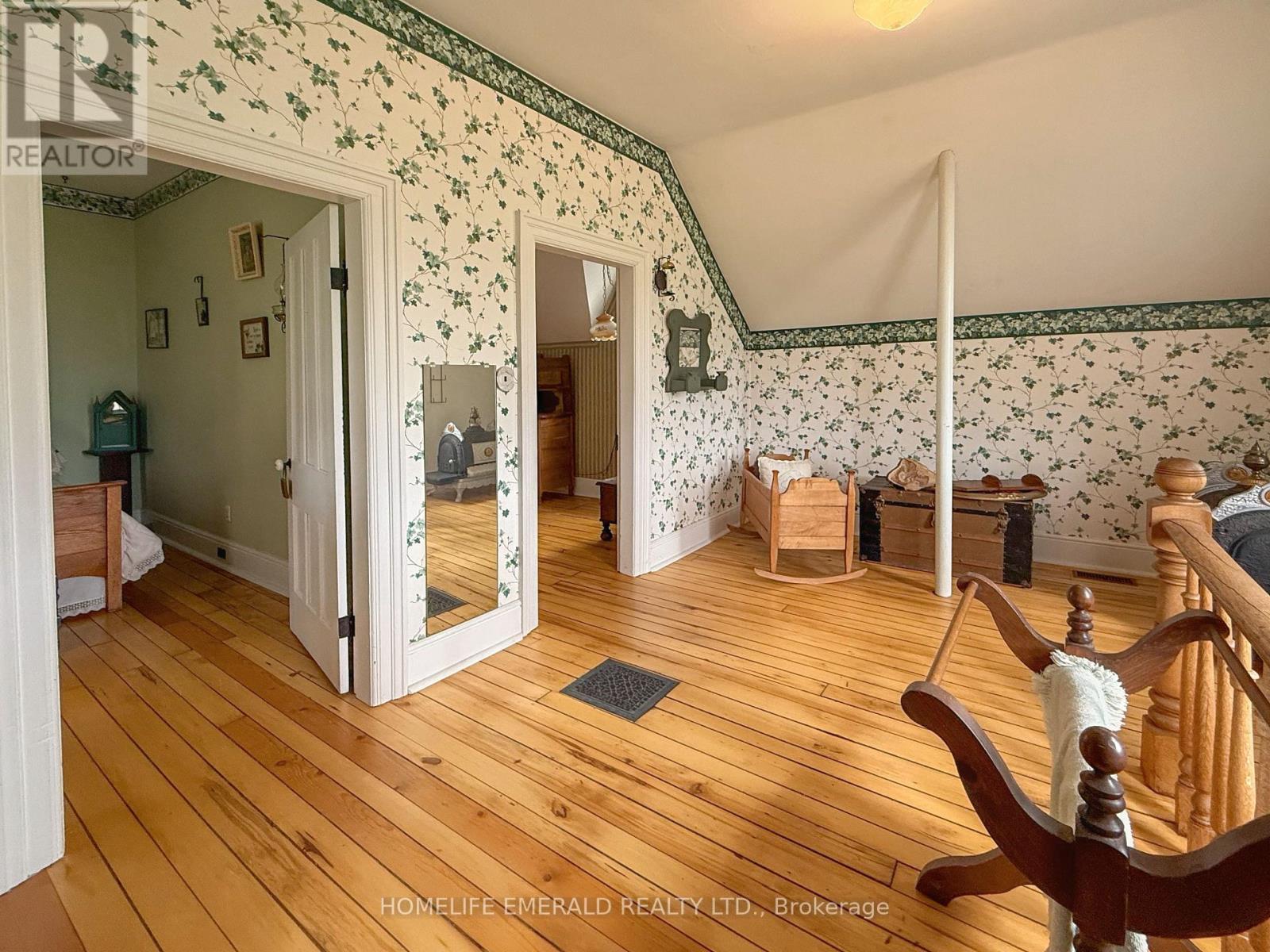 Photo 32 of 10187 County Road 10 Road, Clearview ON