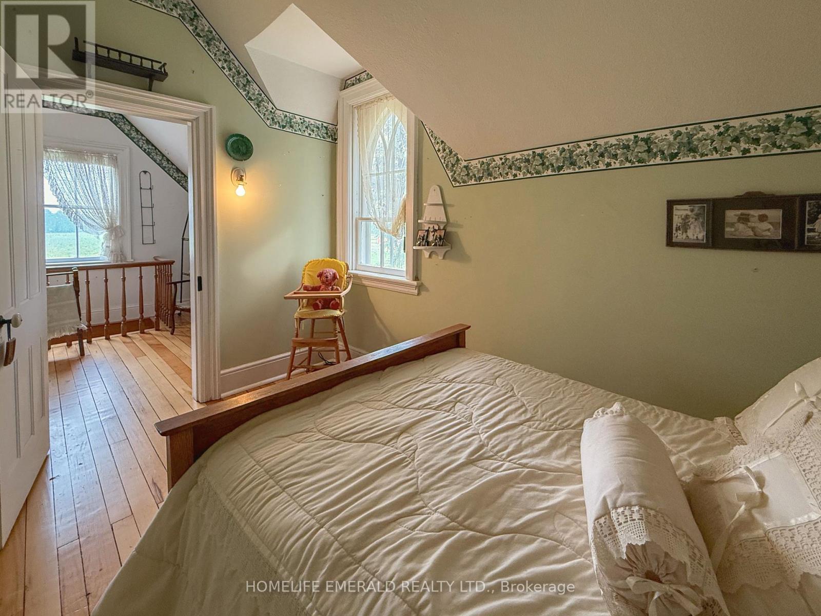 Photo 11 of 10187 County Road 10 Road, Clearview ON