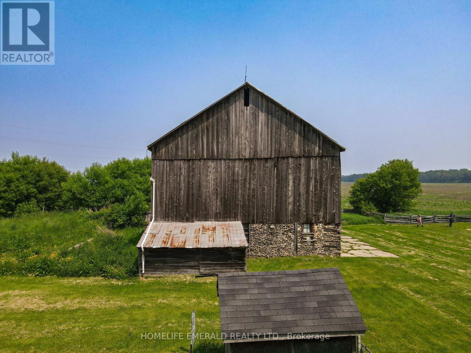 Photo 16 of 10187 County Road 10 Road, Clearview ON