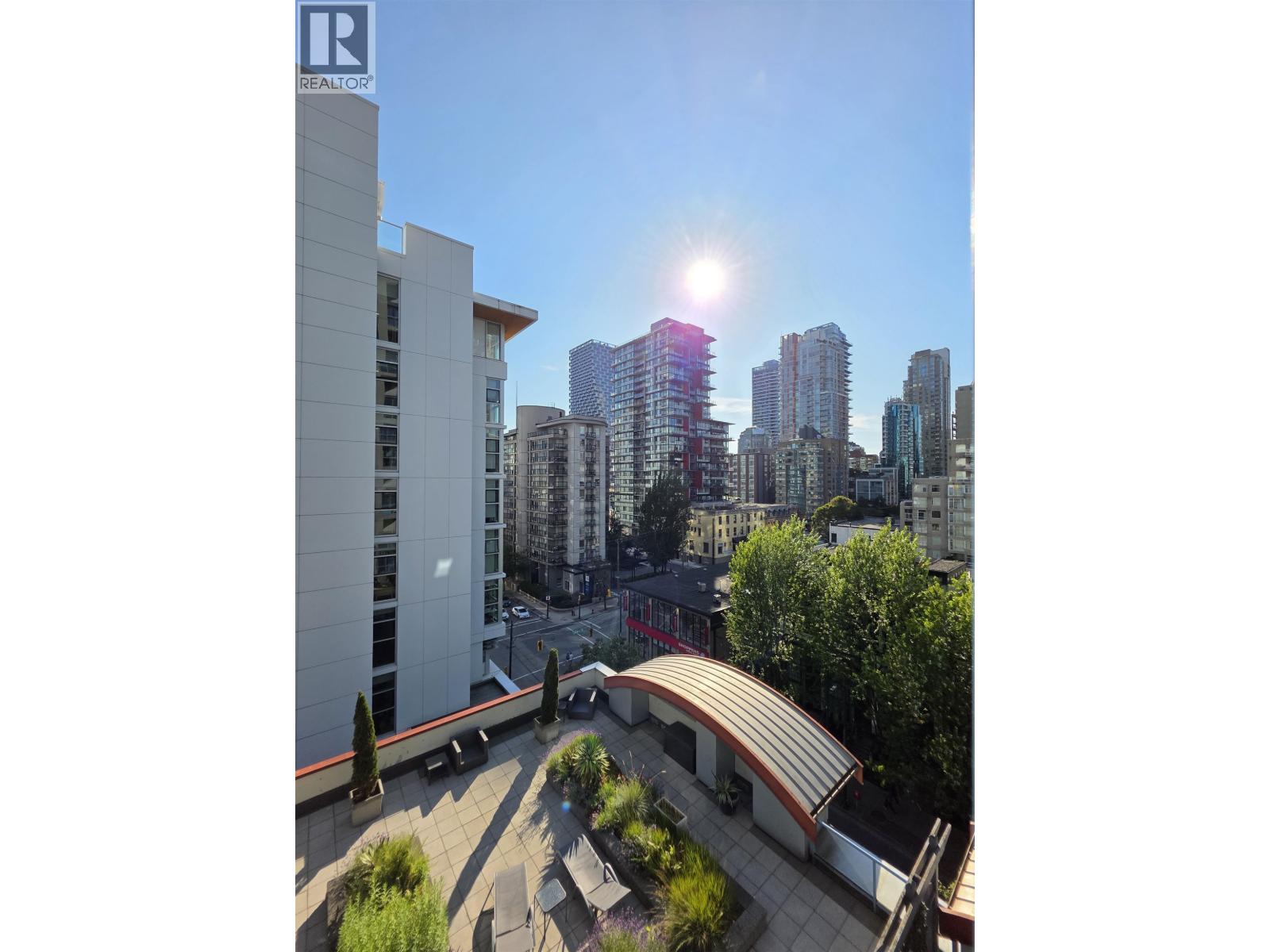 Photo 4 of 501 1238 Seymour Street, Vancouver BC