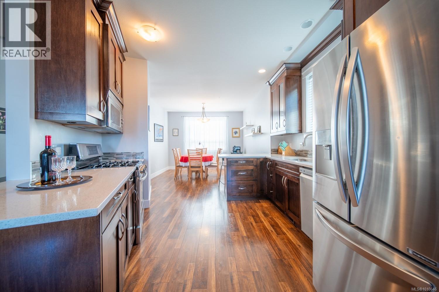 Photo 13 of 6193 Washington Way, Nanaimo BC