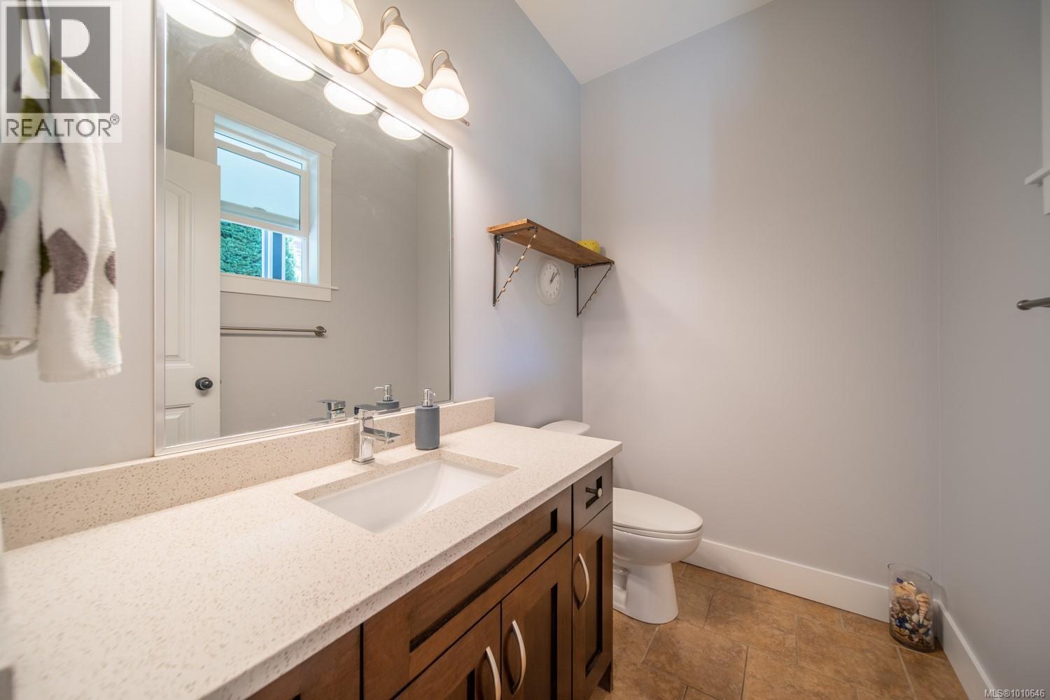 Photo 19 of 6193 Washington Way, Nanaimo BC
