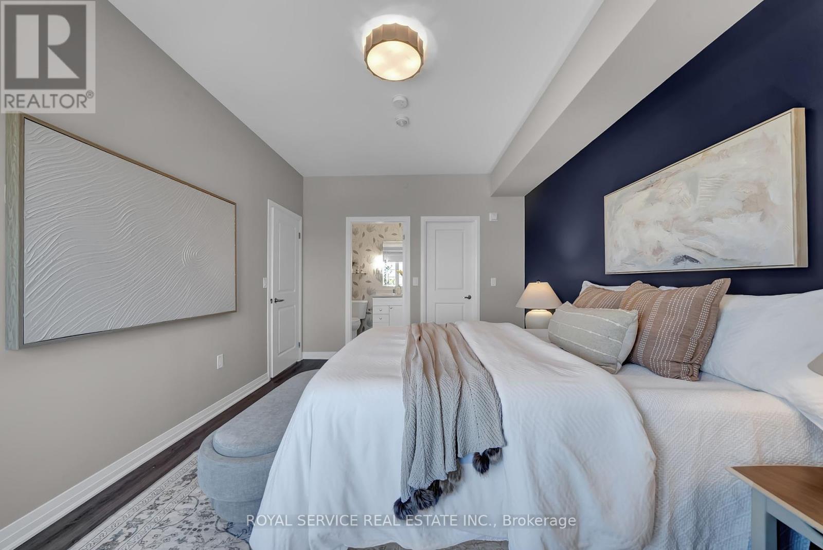 Photo 11 of 404 65 Shipway Avenue, Clarington ON