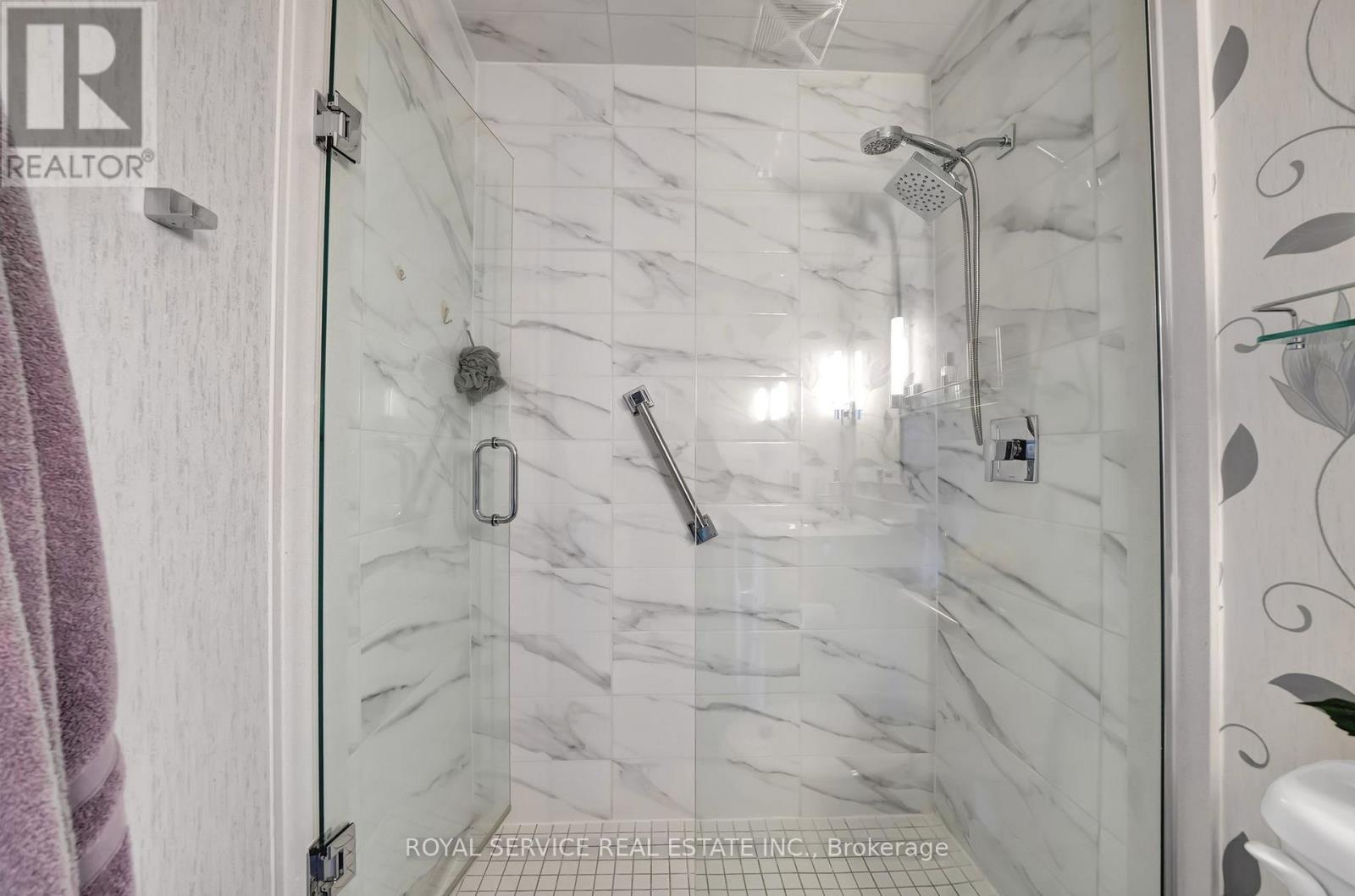Photo 37 of 404 65 Shipway Avenue, Clarington ON