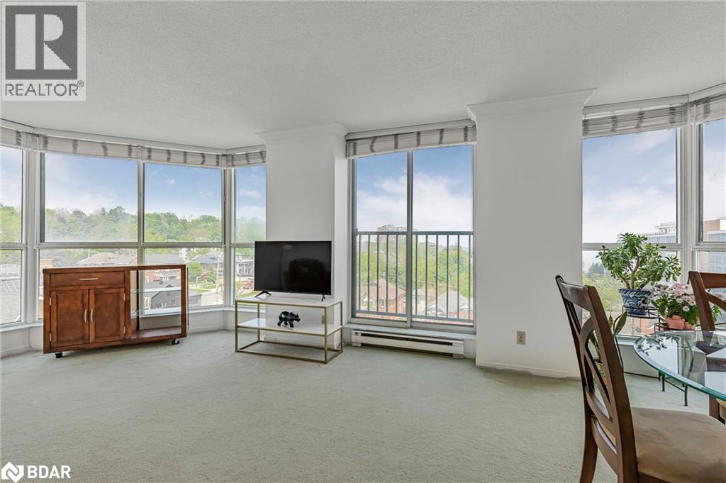 Photo 8 of 150 Dunlop Street E Unit 811, Barrie ON
