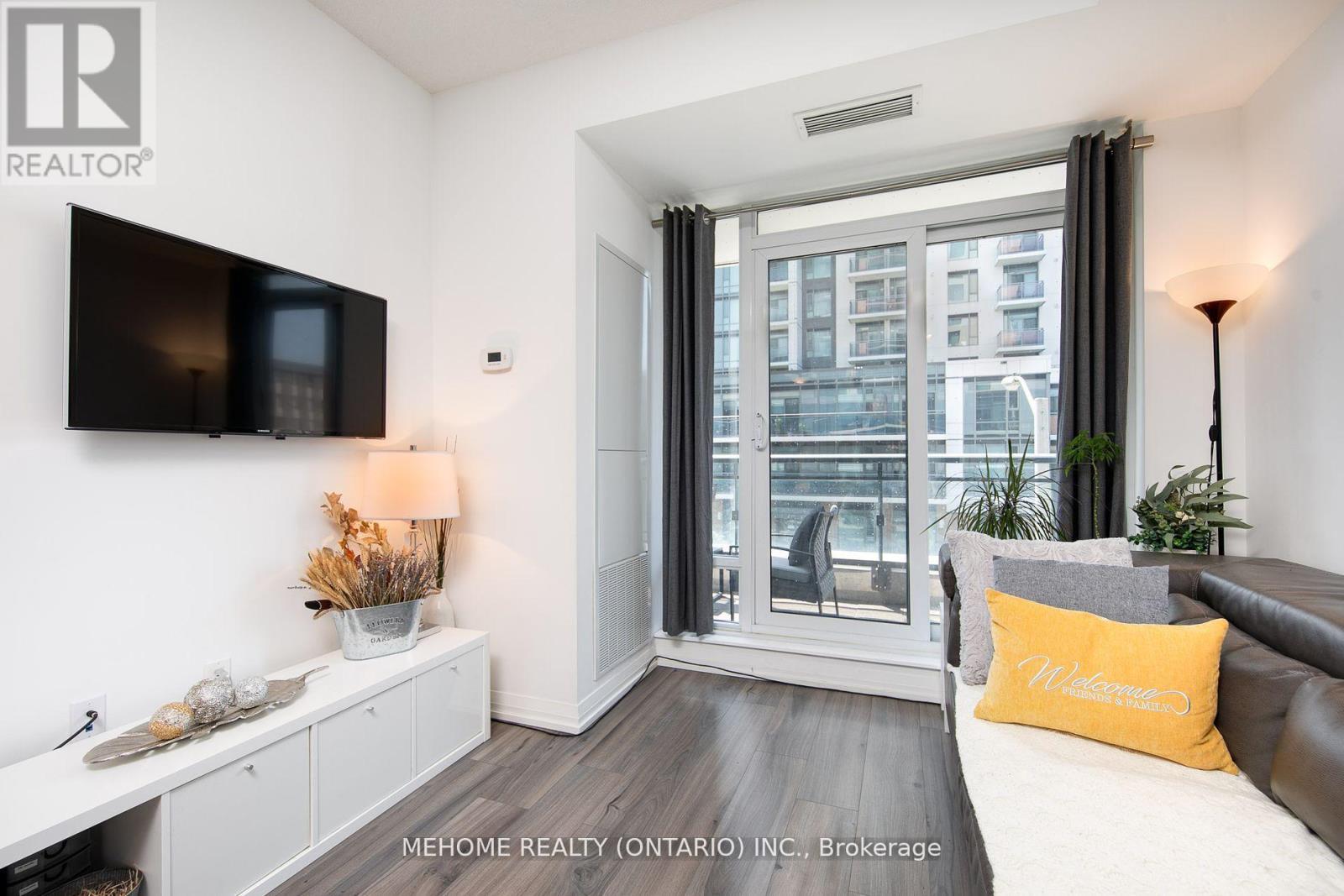Photo 10 of 207 50 Ann Oreilly Road, Toronto ON