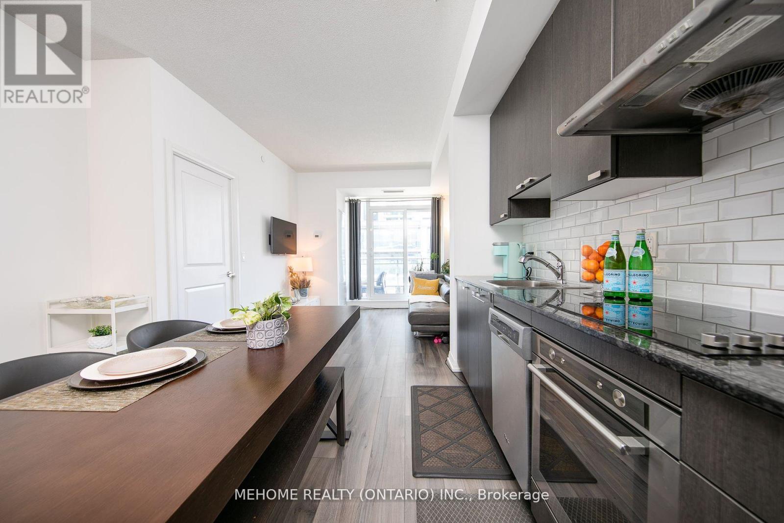 Photo 18 of 207 50 Ann Oreilly Road, Toronto ON
