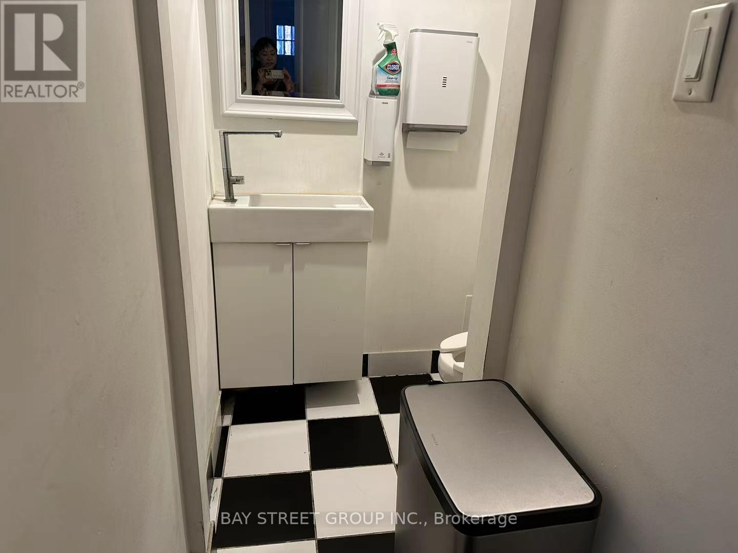 Photo 28 of 2197 Bloor Street W, Toronto ON