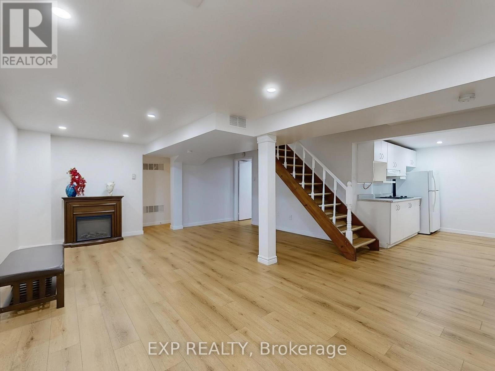 Photo 29 of 12 Ventris Drive, Ajax ON