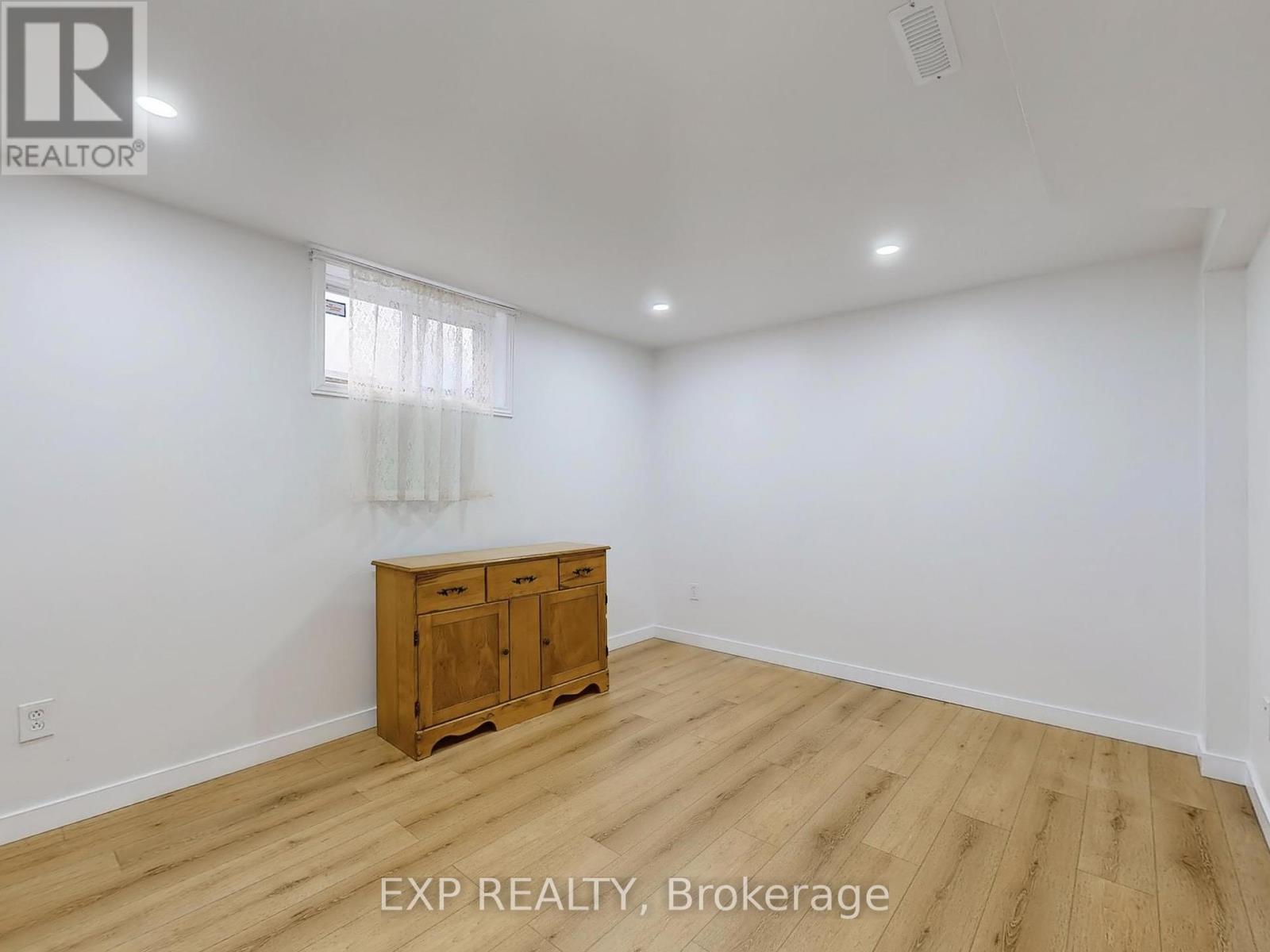 Photo 33 of 12 Ventris Drive, Ajax ON