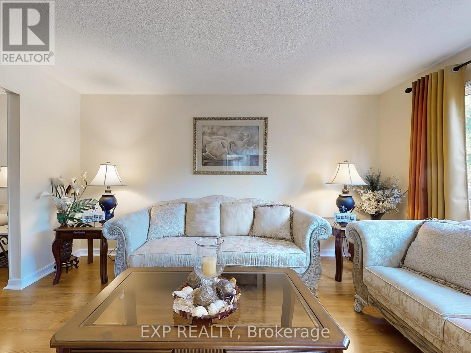 Photo 6 of 12 Ventris Drive, Ajax ON