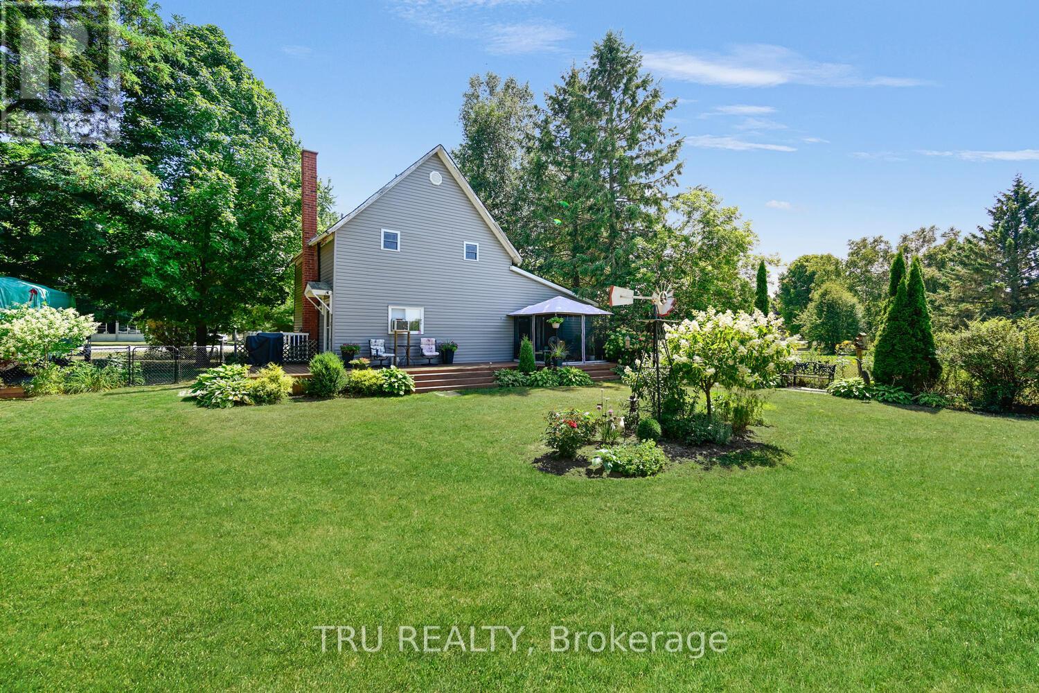 Photo 10 of 236 Main Street, Rideau Lakes ON