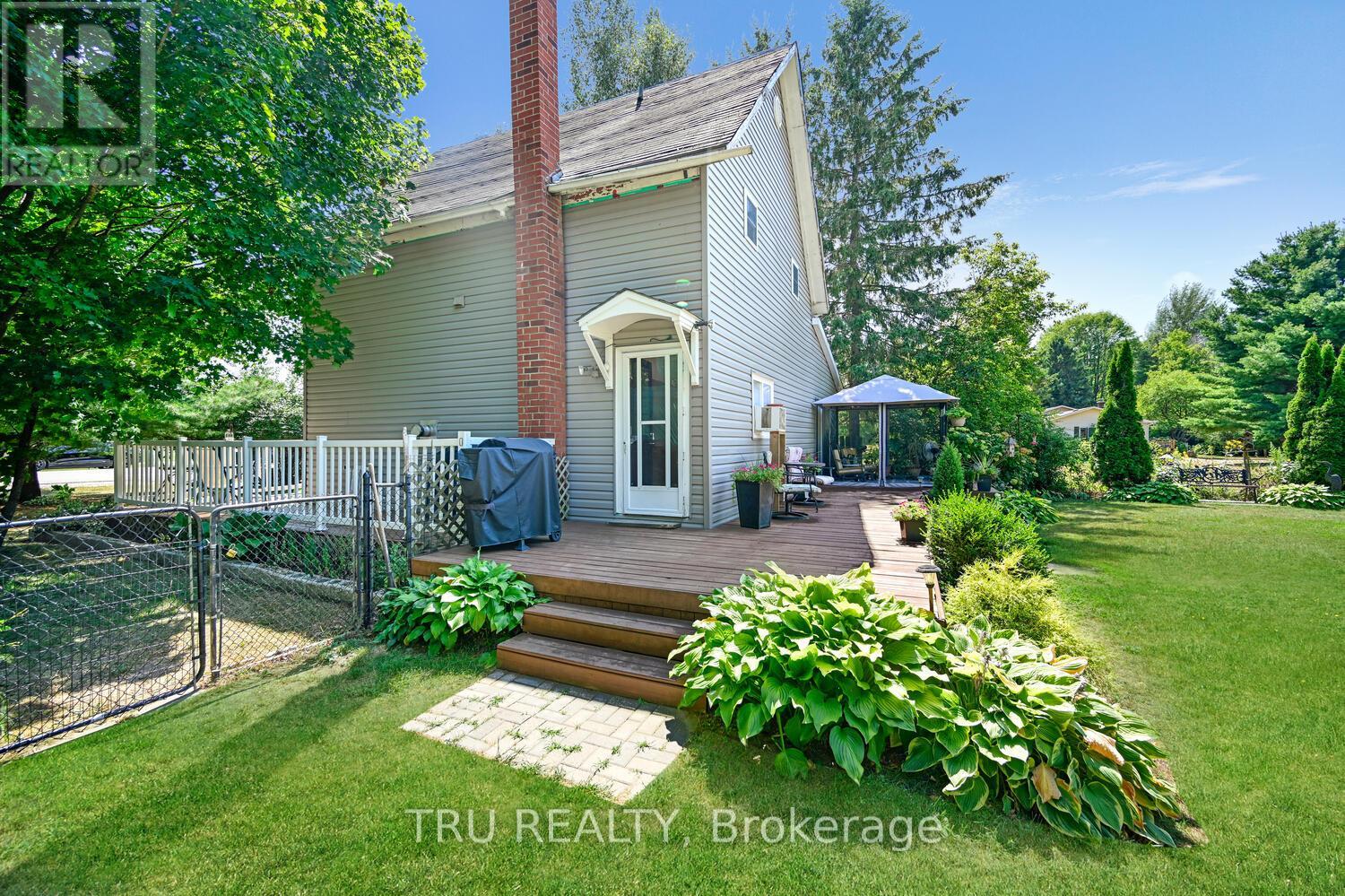 Photo 40 of 236 Main Street, Rideau Lakes ON