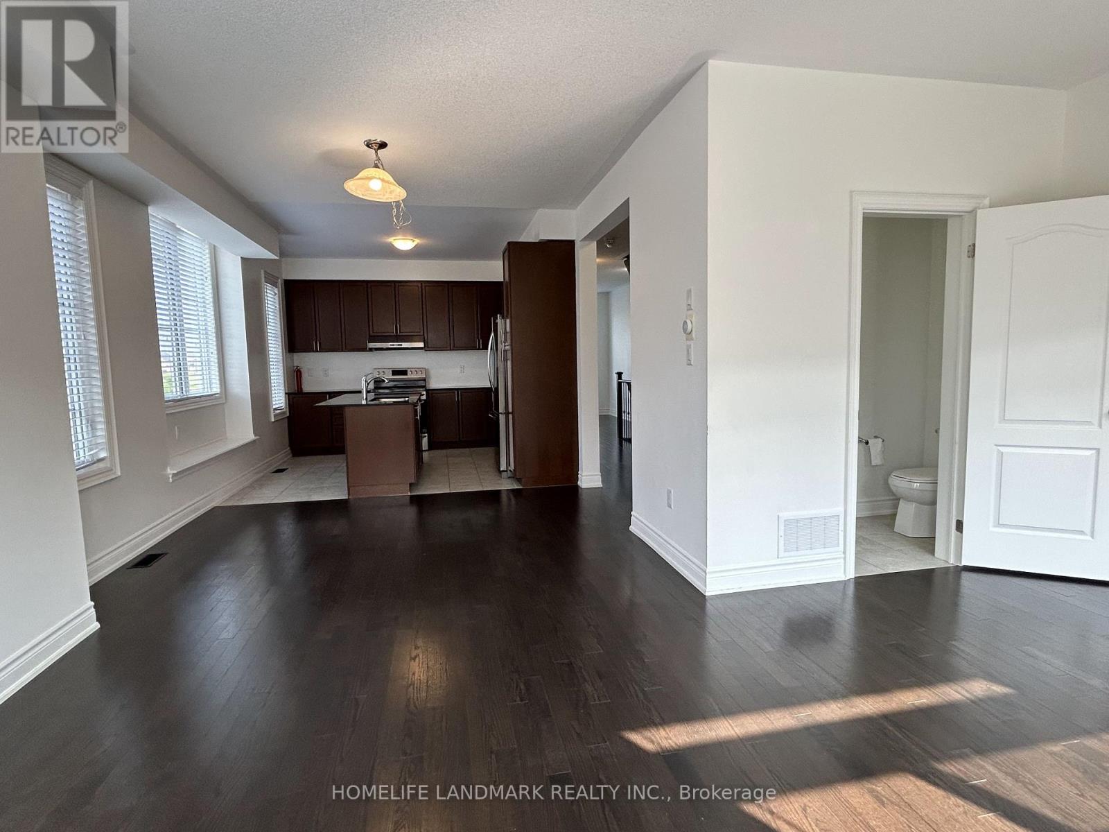 Photo 18 of 3 Temple Manor Road, Brampton ON