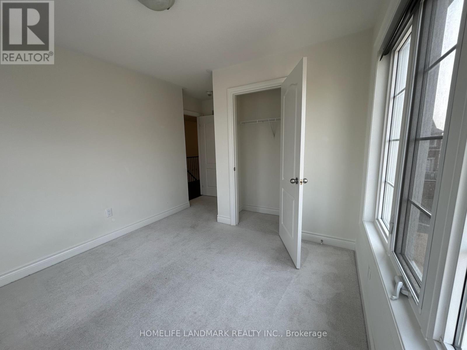 Photo 25 of 3 Temple Manor Road, Brampton ON