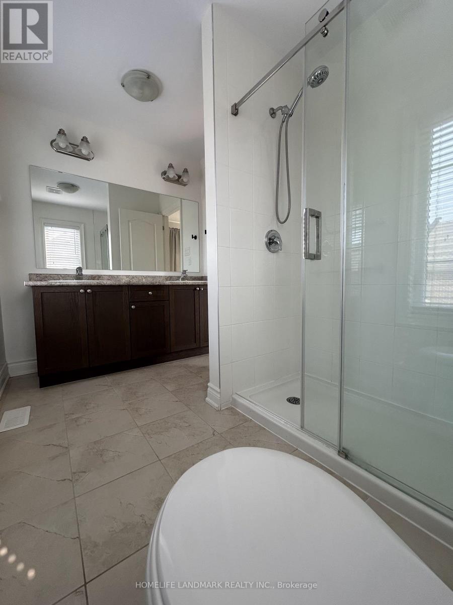 Photo 34 of 3 Temple Manor Road, Brampton ON