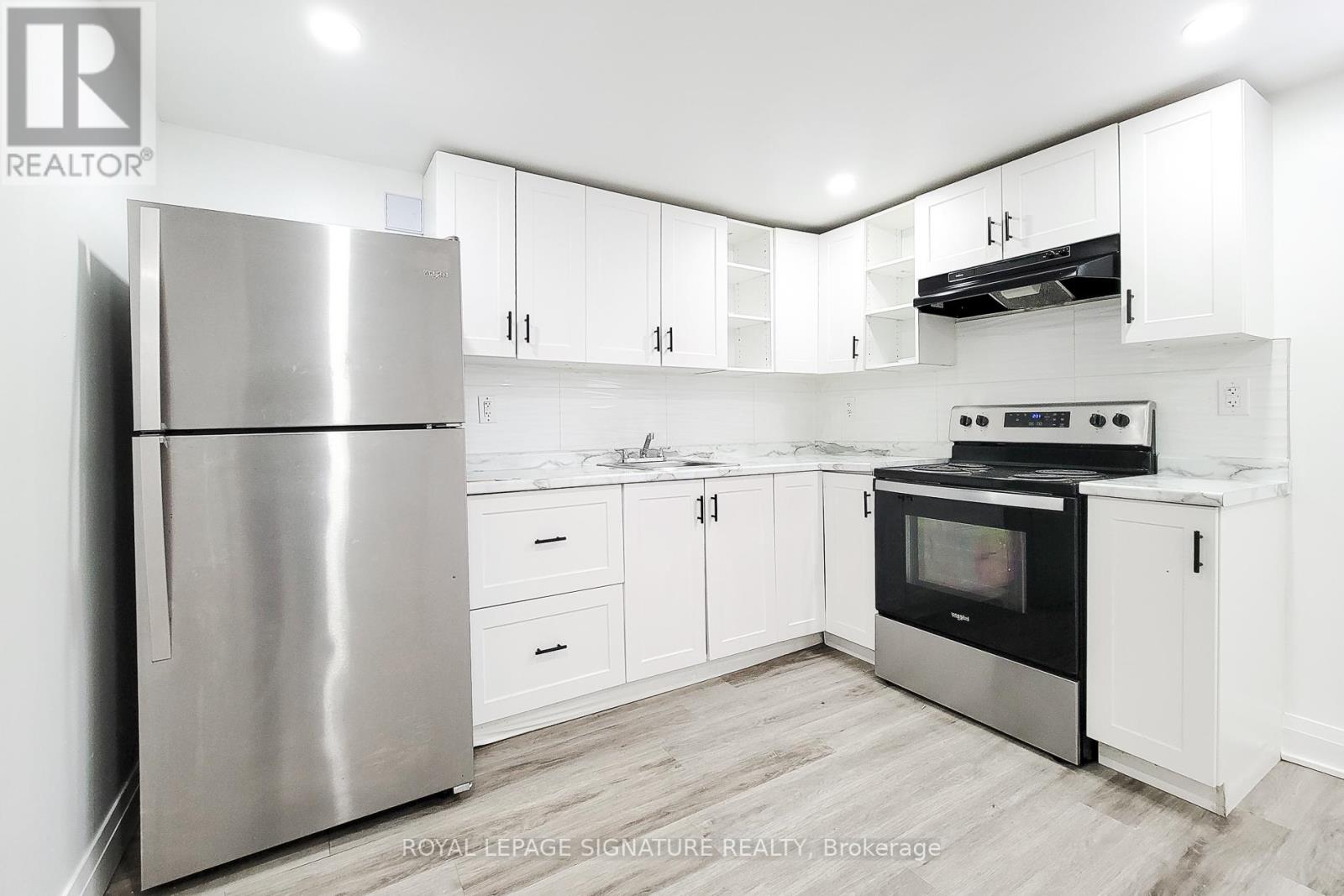 Photo 3 of 265 West 19th Street, Hamilton ON