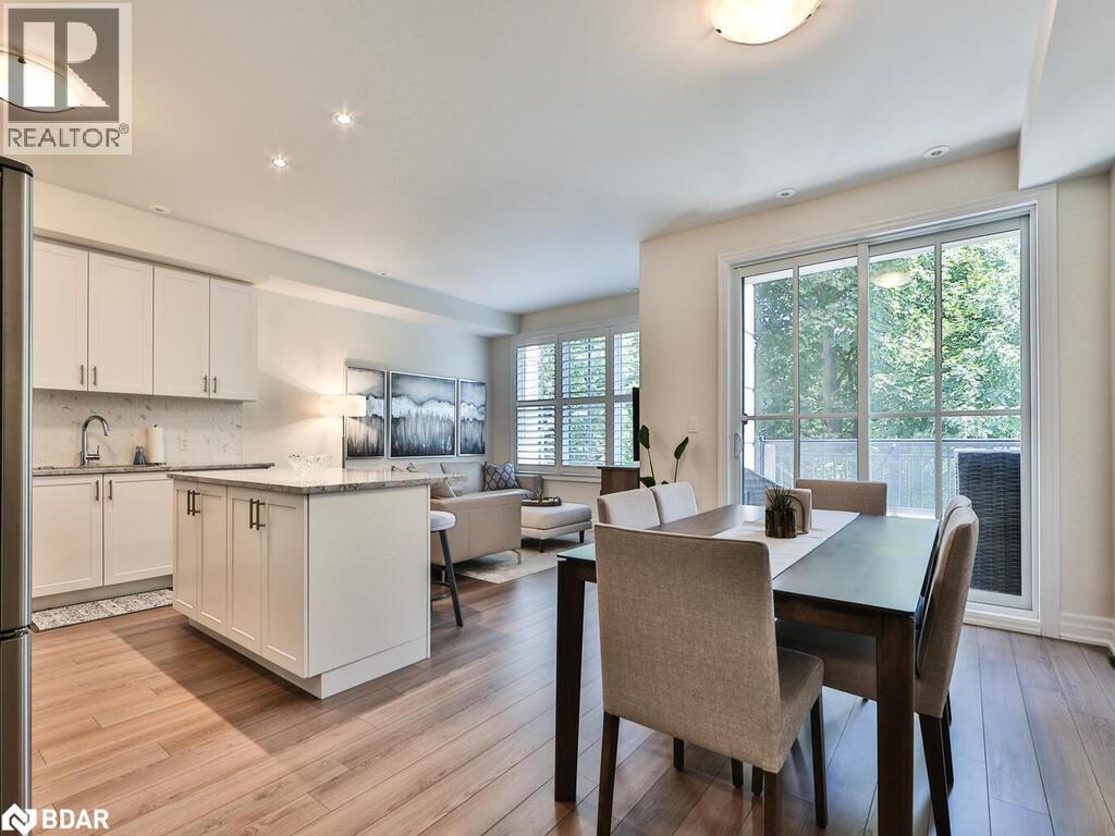 Photo 5 of 652 Cricklewood Drive Unit 212, Mississauga ON