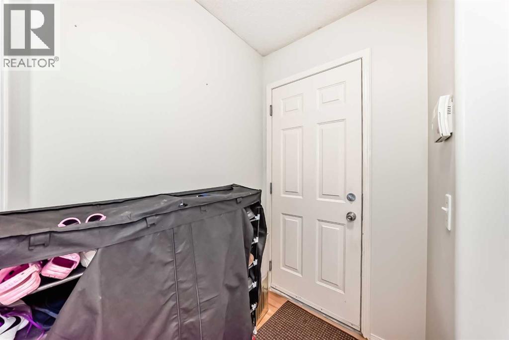 Photo 6 of 45 Shawbrooke Park Sw, Calgary AB