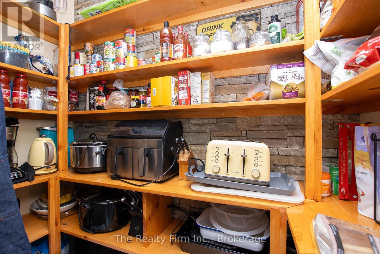 Photo 13 of 1208 Guildwood Boulevard, London North ON