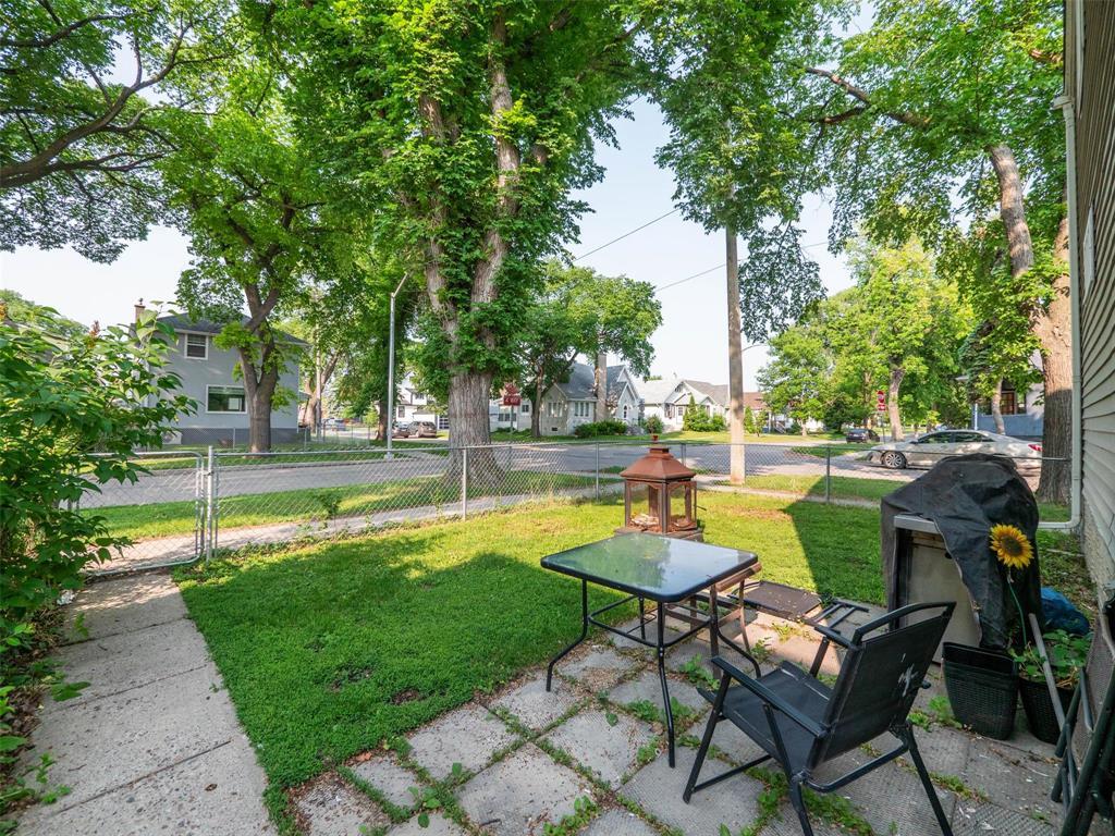 Photo 11 of 61 Noble Avenue, Winnipeg MB
