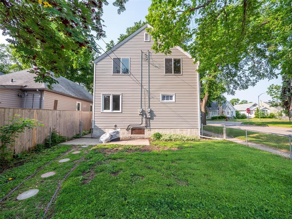 Photo 5 of 61 Noble Avenue, Winnipeg MB