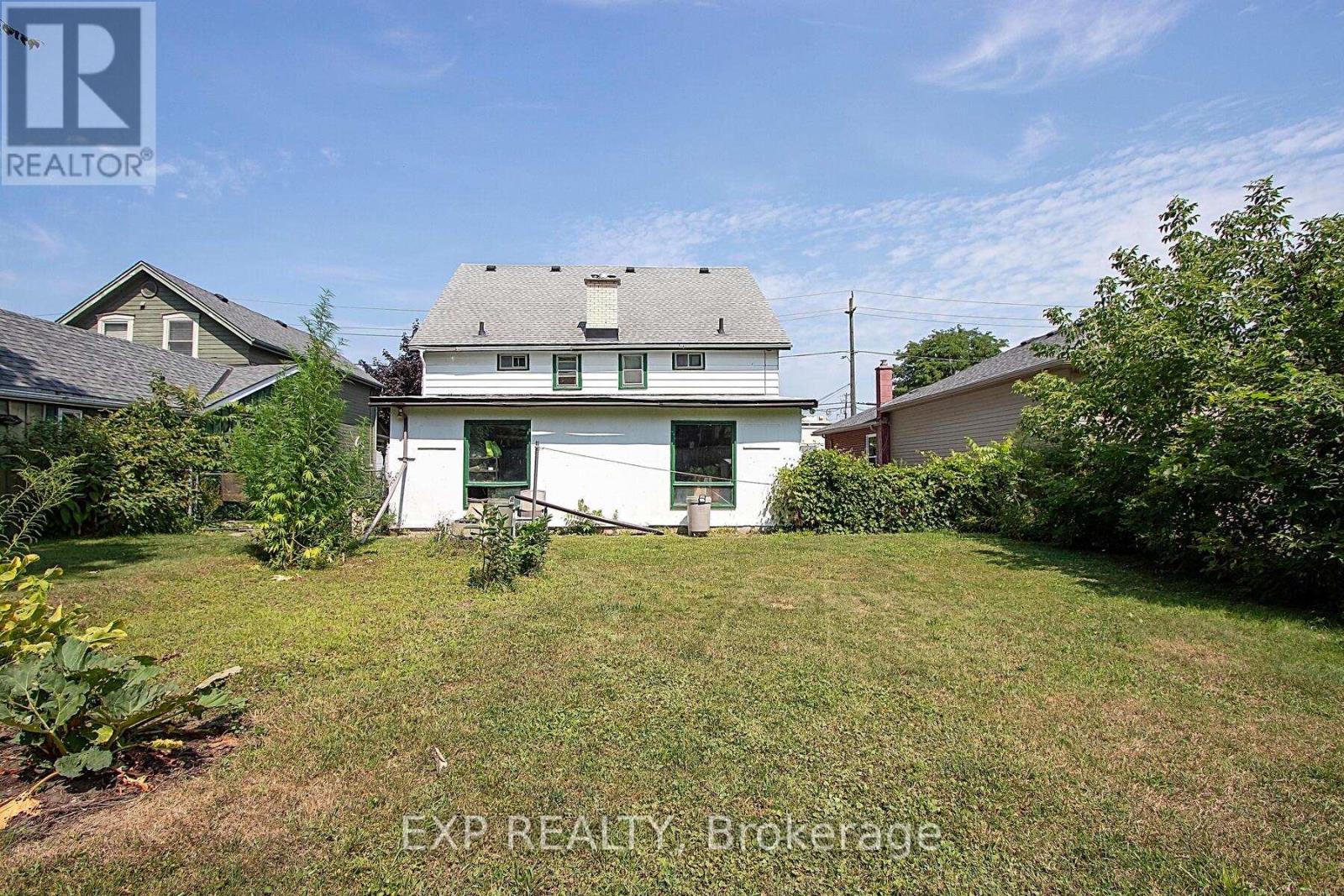 Photo 10 of 131 133 Ann Street, London East ON