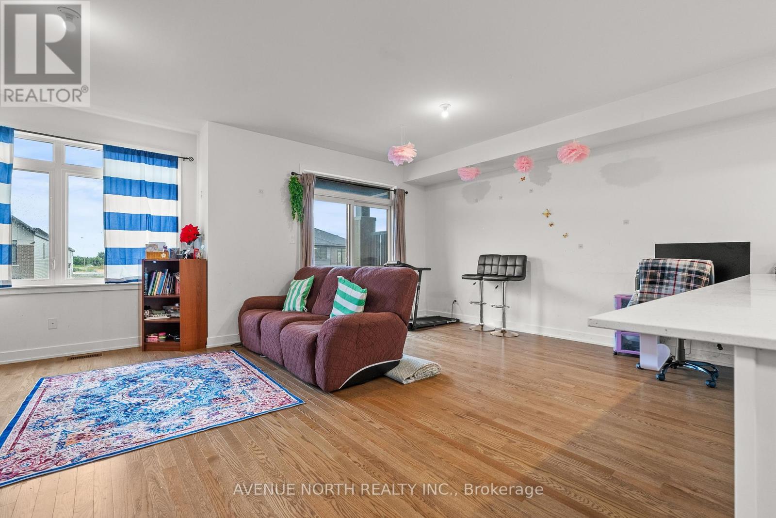 Photo 12 of 870 Anciano Crescent, Ottawa ON