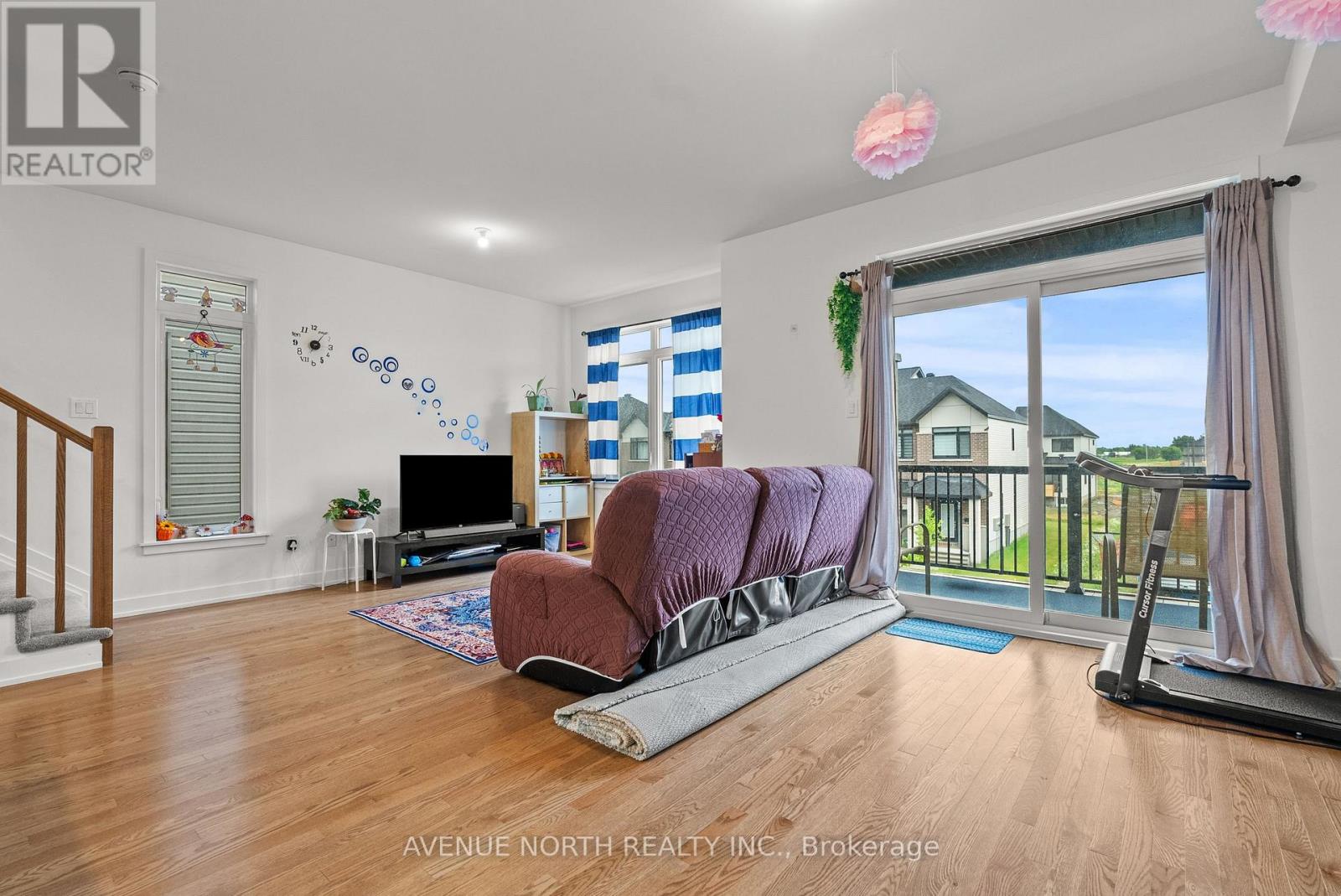 Photo 13 of 870 Anciano Crescent, Ottawa ON