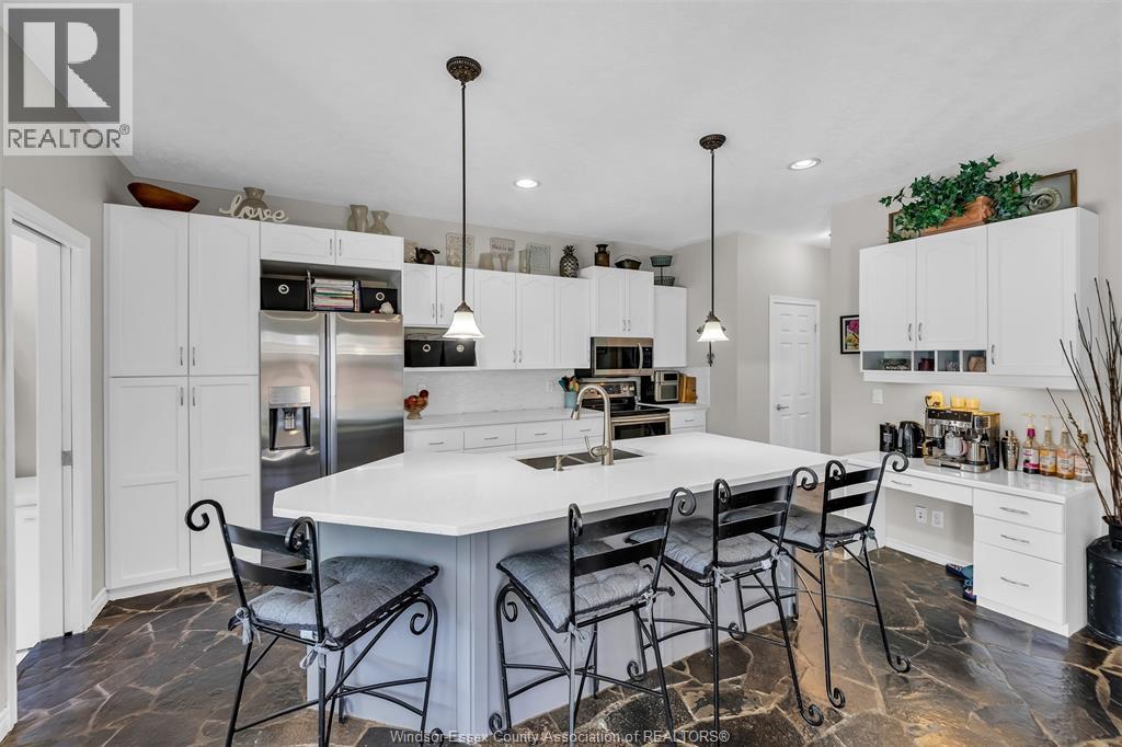 Photo 9 of 1210 Monty Avenue, Lasalle ON