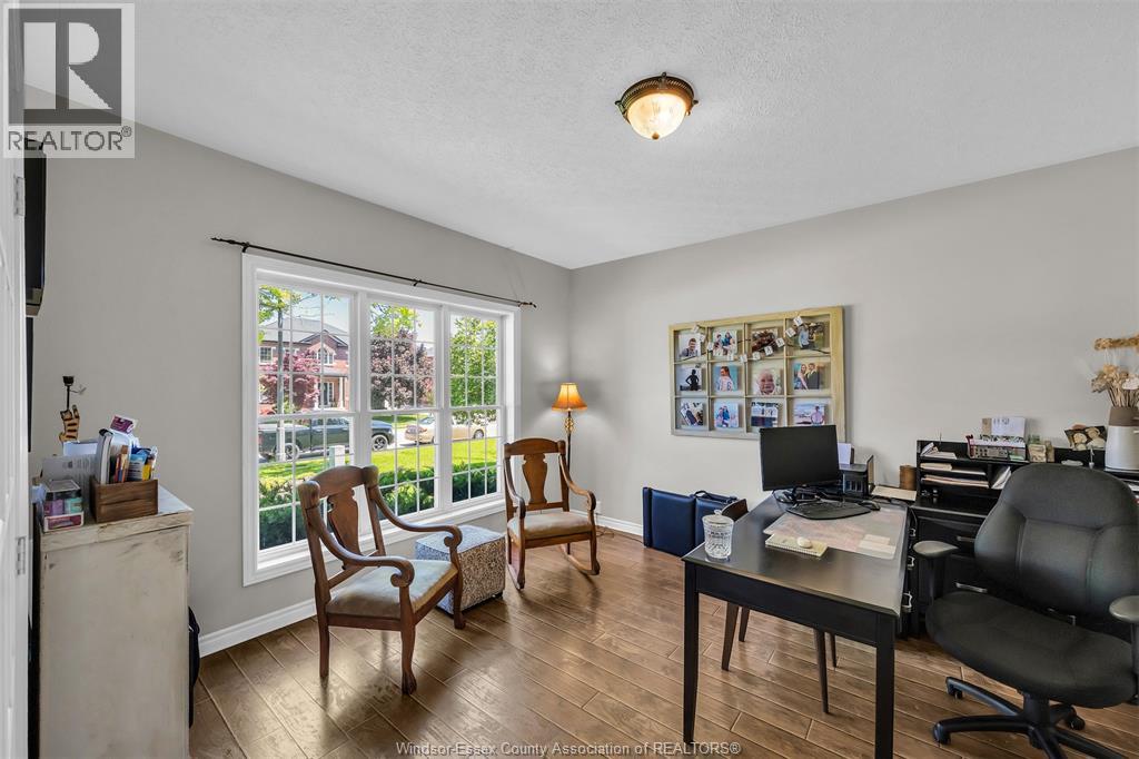 Photo 14 of 1210 Monty Avenue, Lasalle ON