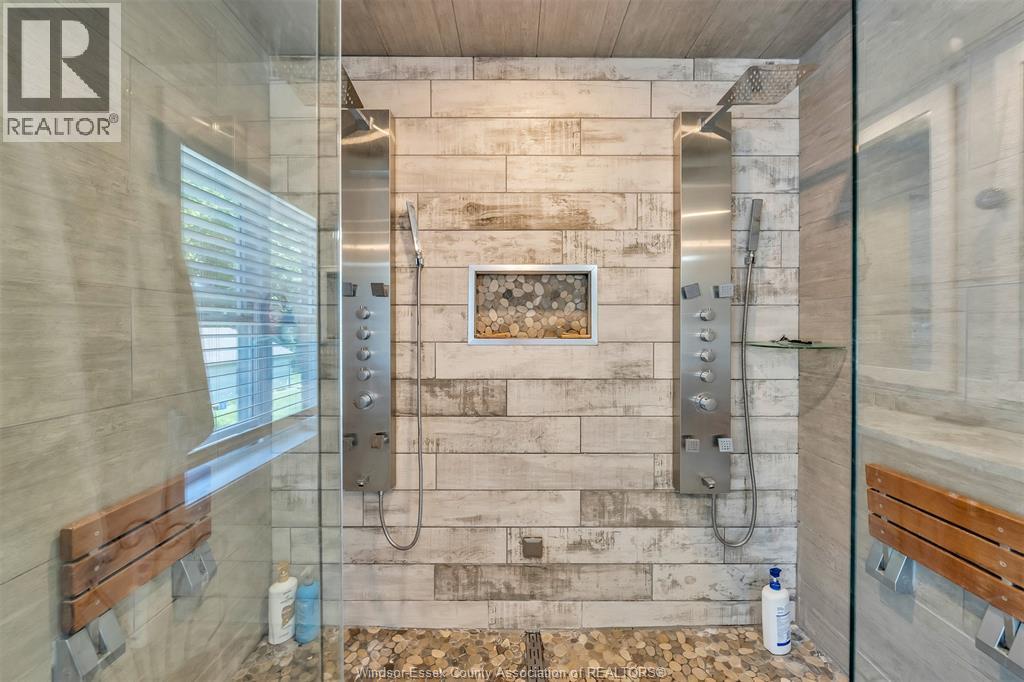 Photo 20 of 1210 Monty Avenue, Lasalle ON