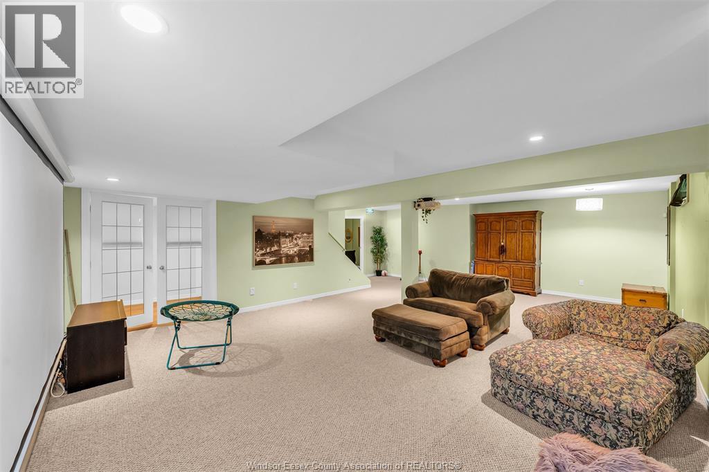Photo 30 of 1210 Monty Avenue, Lasalle ON