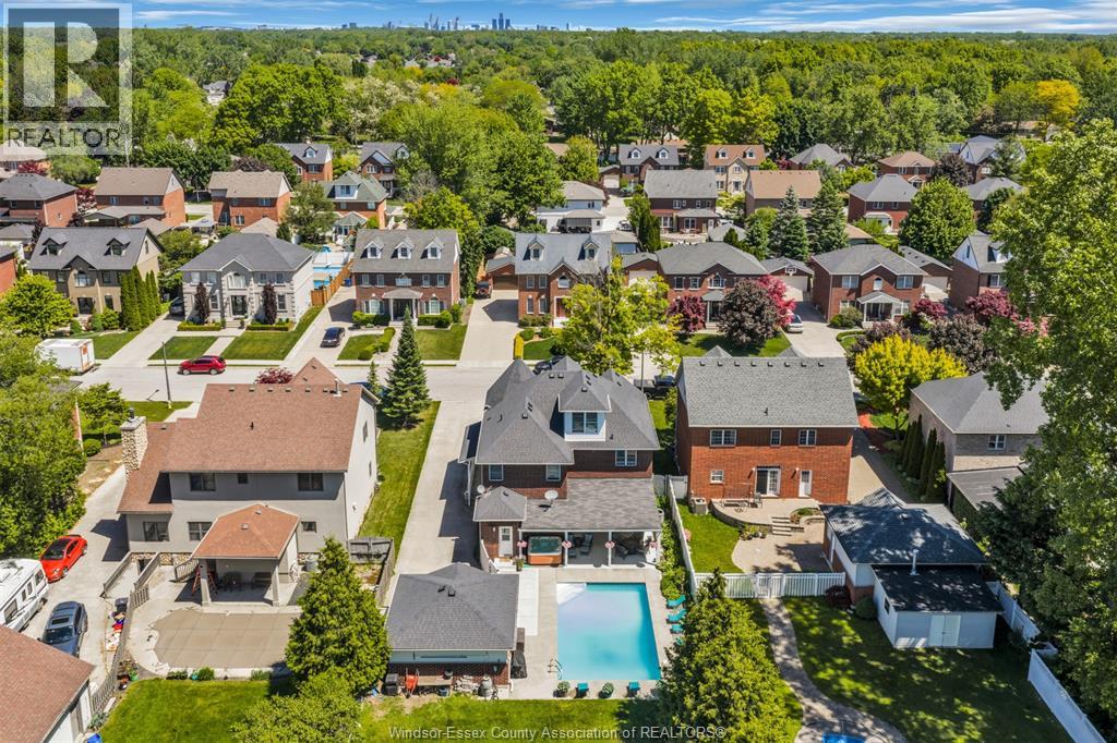 Photo 41 of 1210 Monty Avenue, Lasalle ON