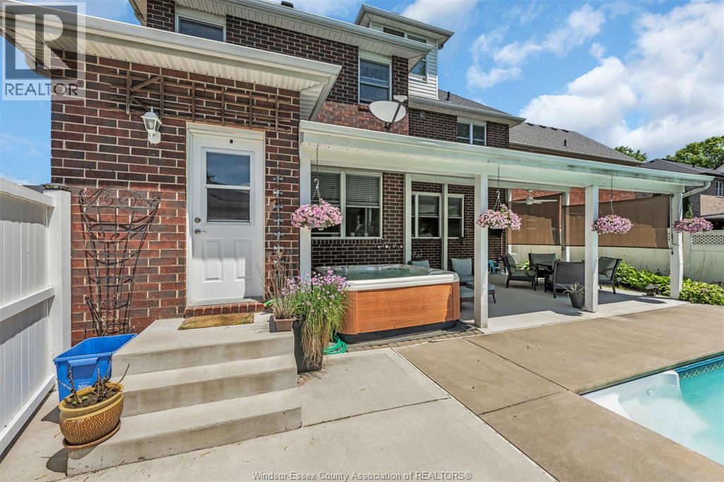 Photo 35 of 1210 Monty Avenue, Lasalle ON