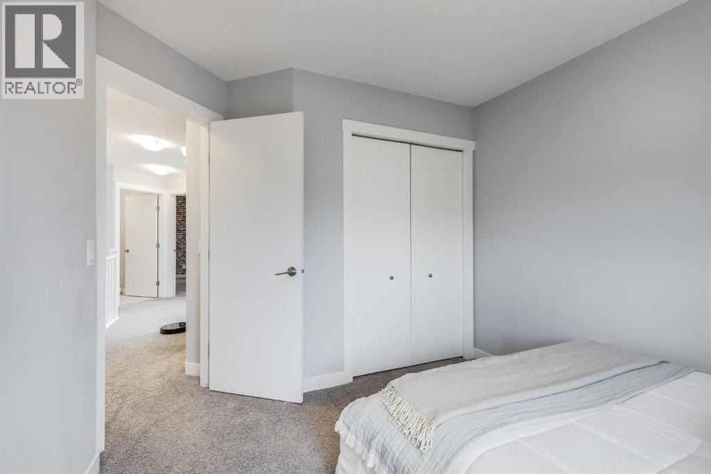 Photo 23 of 1037 Chinook Gate Heath Sw, Airdrie AB