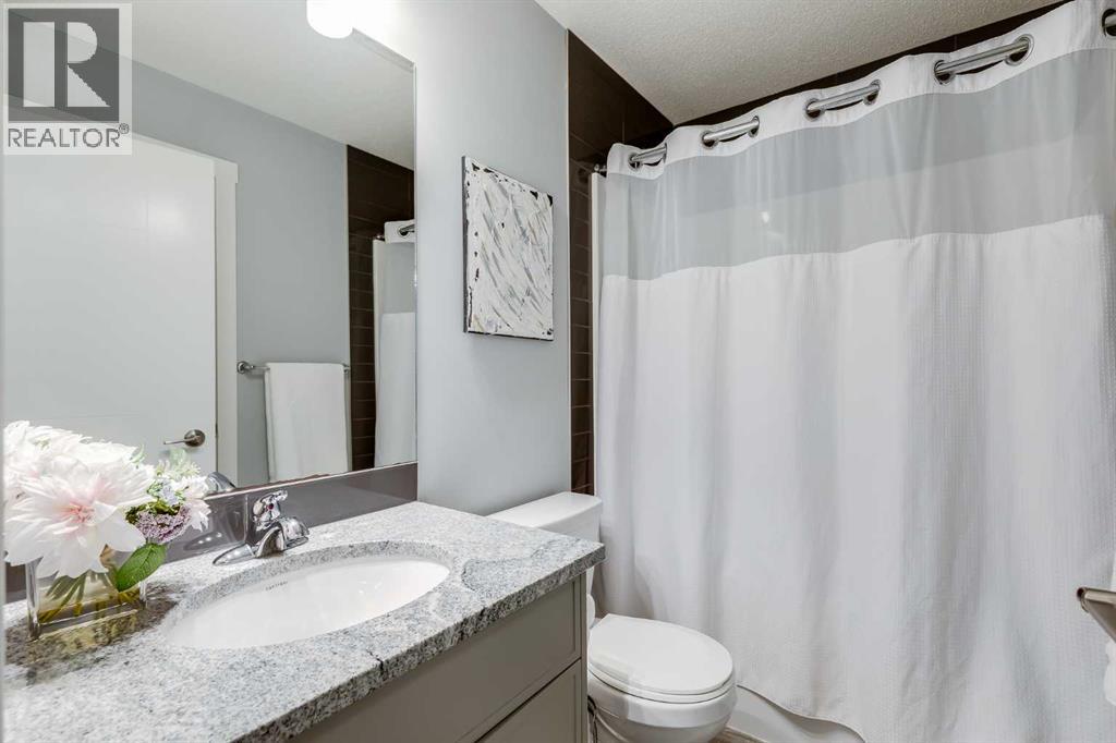 Photo 19 of 1037 Chinook Gate Heath Sw, Airdrie AB