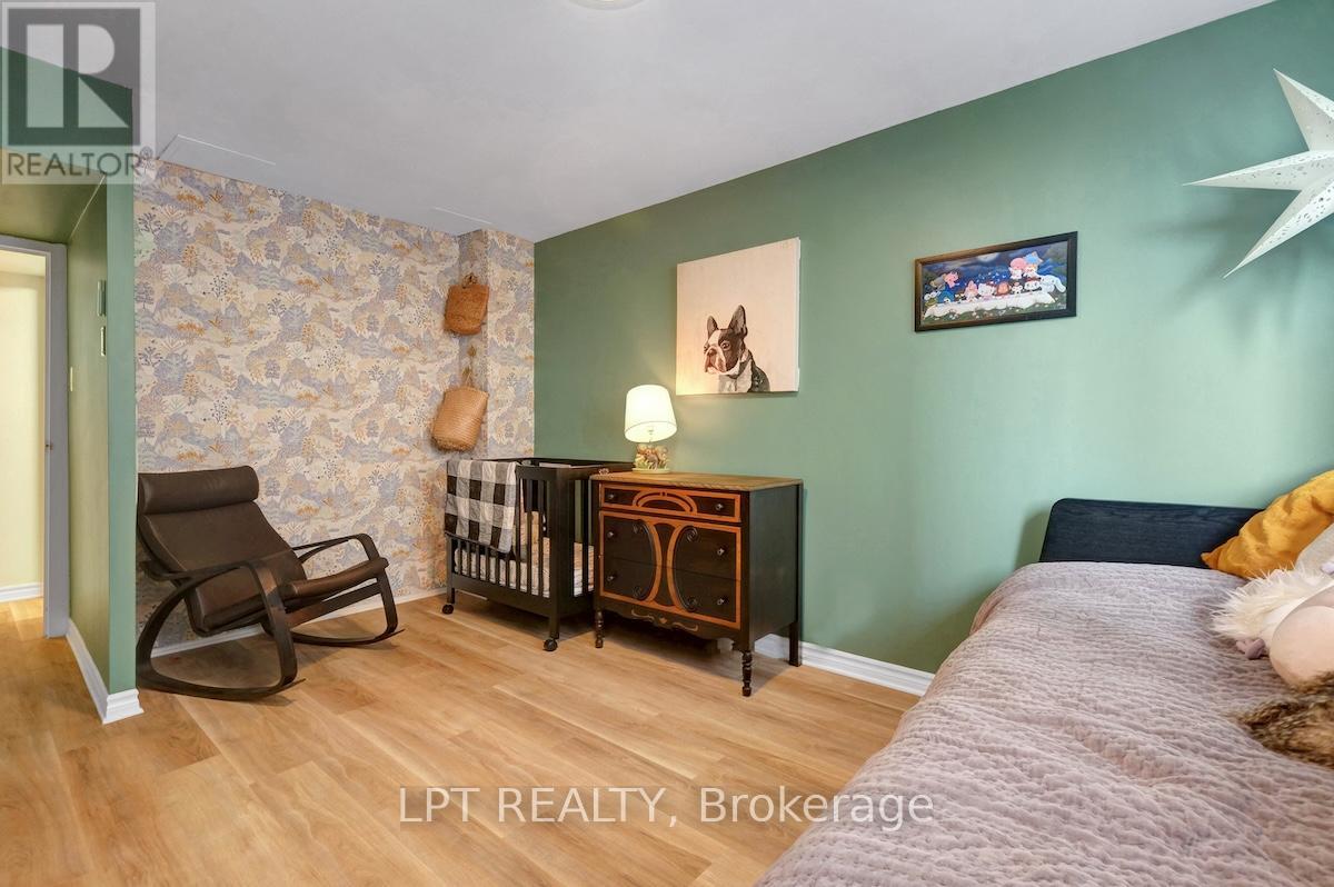 Photo 1 of Ph 3 18 Nepean Street, Ottawa ON