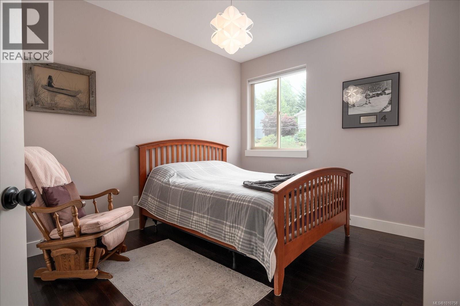 Photo 42 of 372 Cariboo Dr, Nanaimo BC