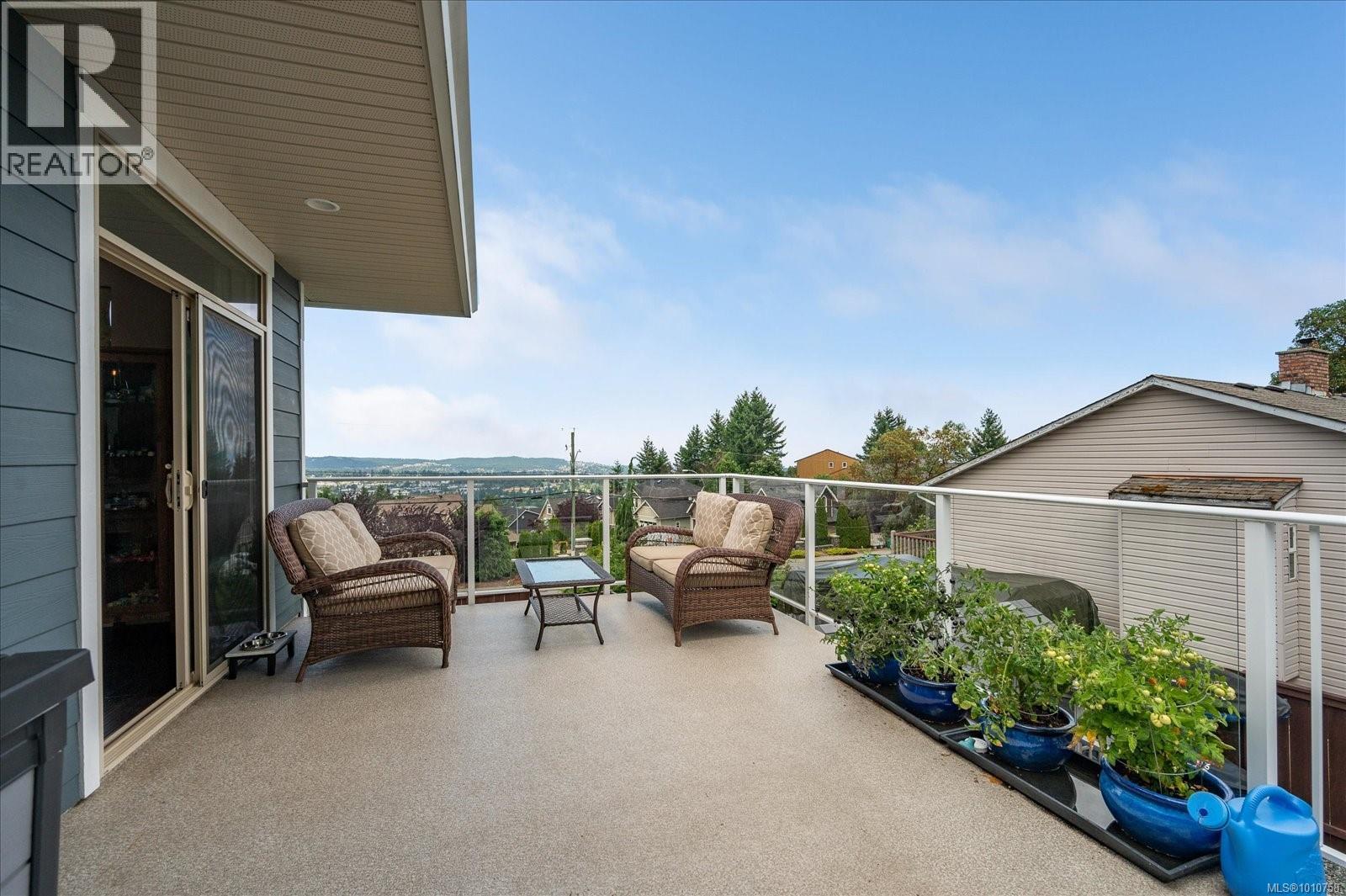 Photo 35 of 372 Cariboo Dr, Nanaimo BC