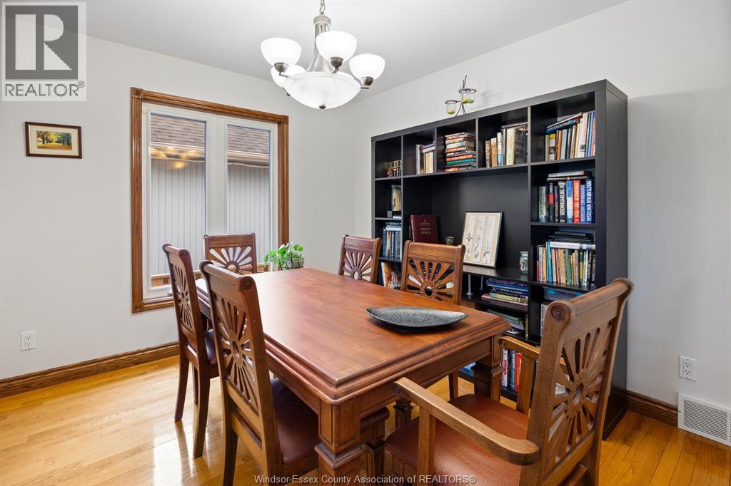 Photo 12 of 2188 Amy Lynn Park, Windsor ON