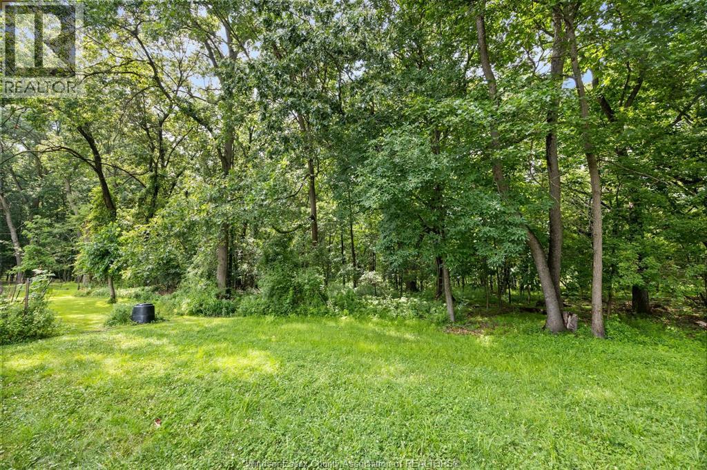 Photo 39 of 2188 Amy Lynn Park, Windsor ON