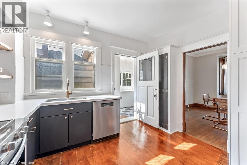 Photo 14 of 47 Eagle Avenue, Brantford ON