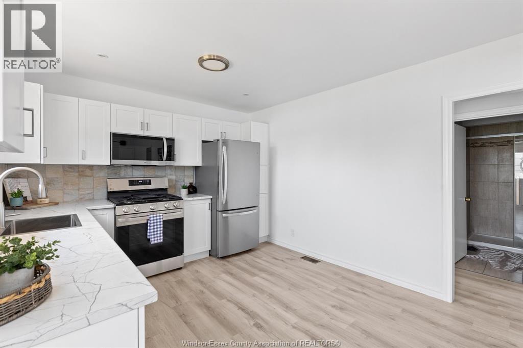 Photo 16 of 334 Island Crescent, Lighthouse Cove ON